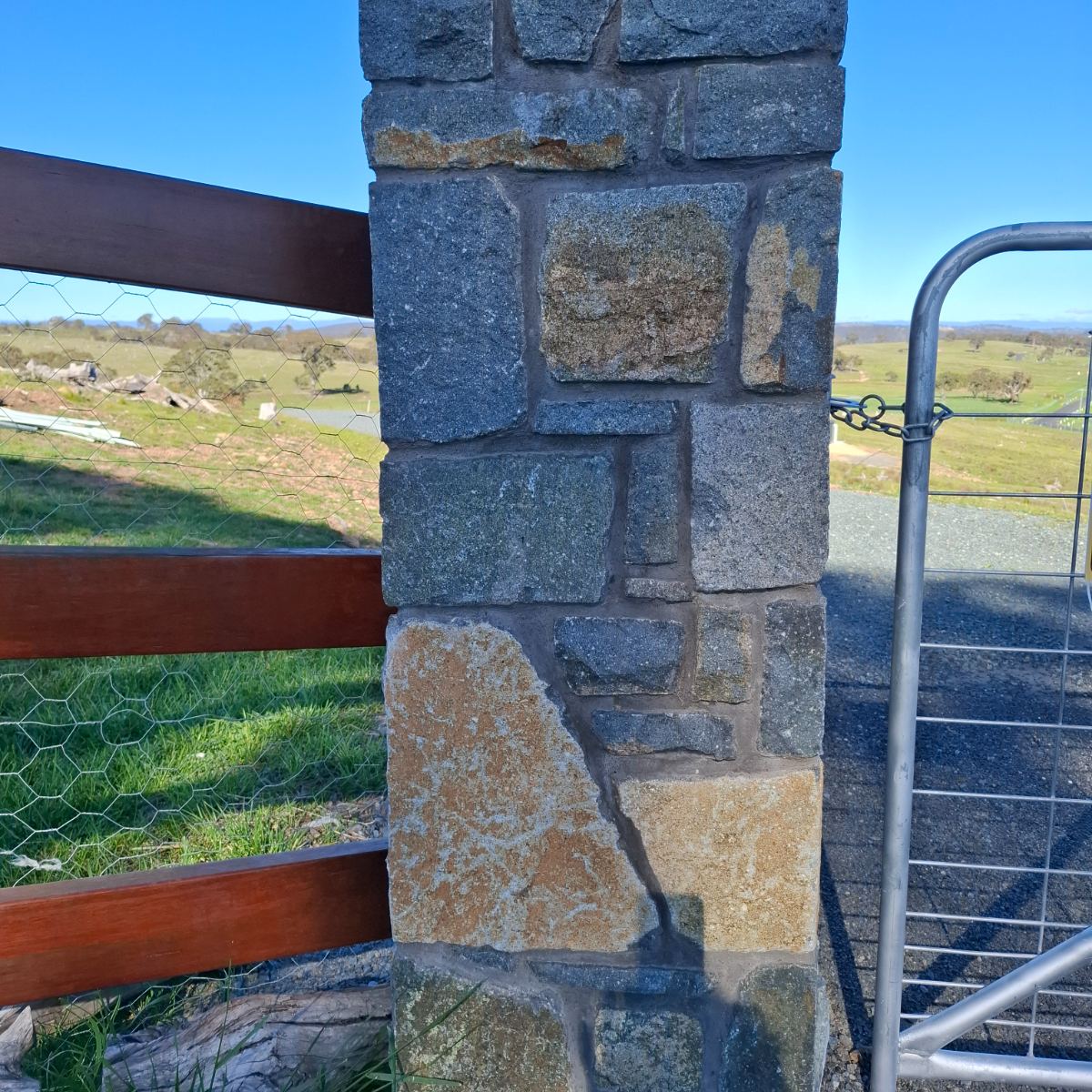 Murrumbateman bluestone, raked mortar joint wall, natural stone masonry by Homestead Stonework, Canberra region