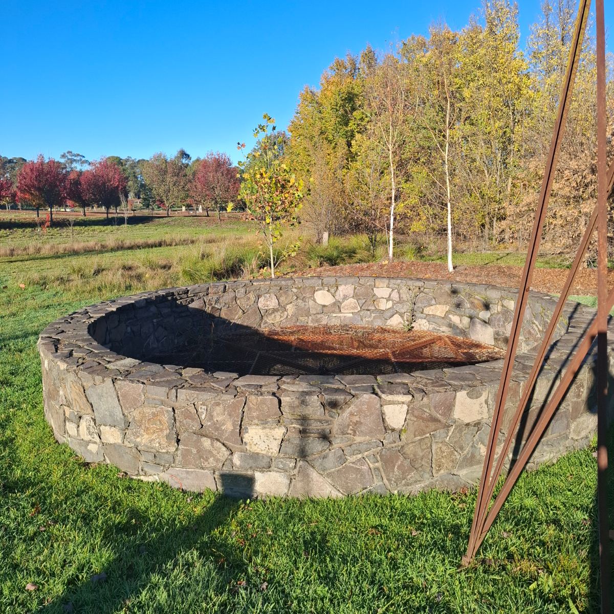 Wee Jasper basalt, raked mortar joint wall, natural stone masonry by Homestead Stonework, Canberra region